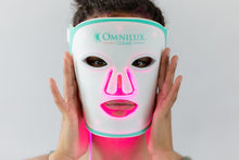 Load image into Gallery viewer, Omnilux CLEAR LED Light Therapy Mask