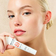 Load image into Gallery viewer, SIMKA Peptide Plumping Lip Therapy SPF 15
